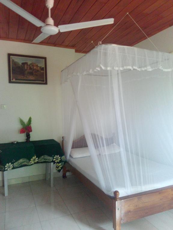 Hotel Rest Point Unawatuna Exterior foto